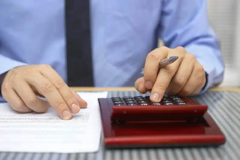 Comment calculer le HT avec 2 taux de TVA